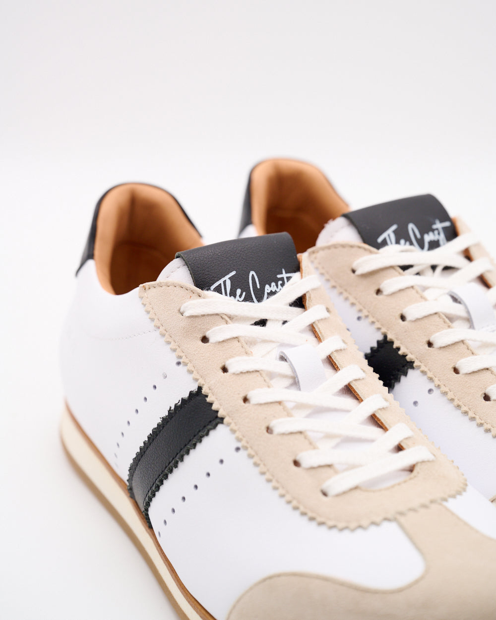 Mira limitierte Sneaker aus weichem Kalbsleder für Damen in Weiss