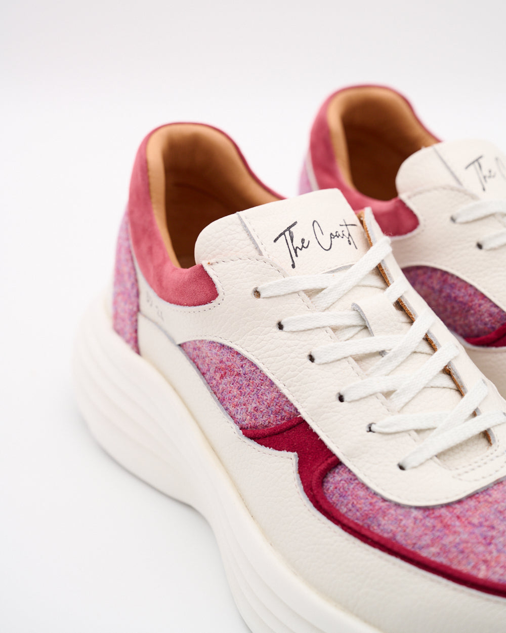 Sophia Runners limitierte Sneaker in einer Tweed Edition für Damen in Weiss & Rosé