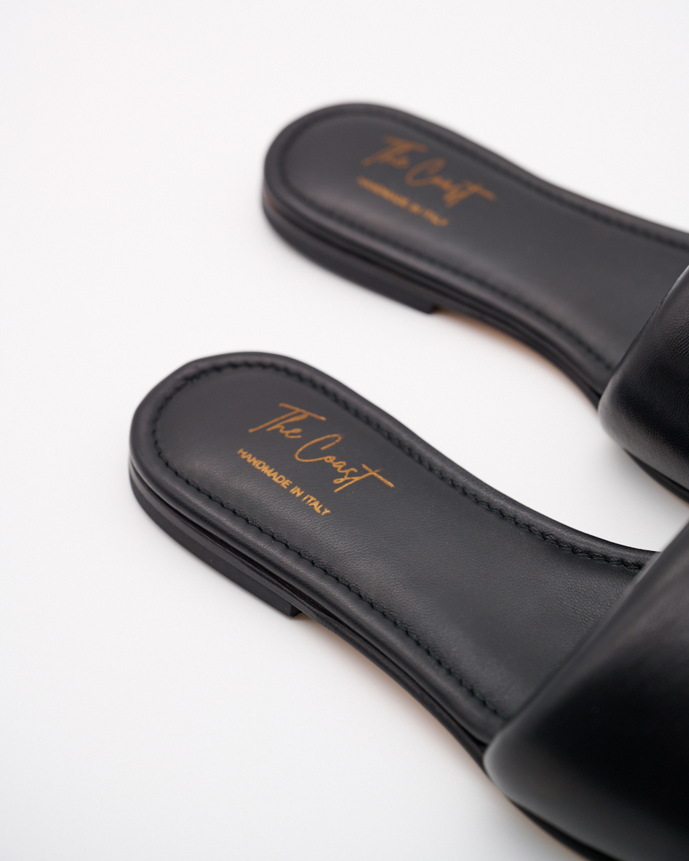 Adriana Leder Slipper für Damen in Schwarz