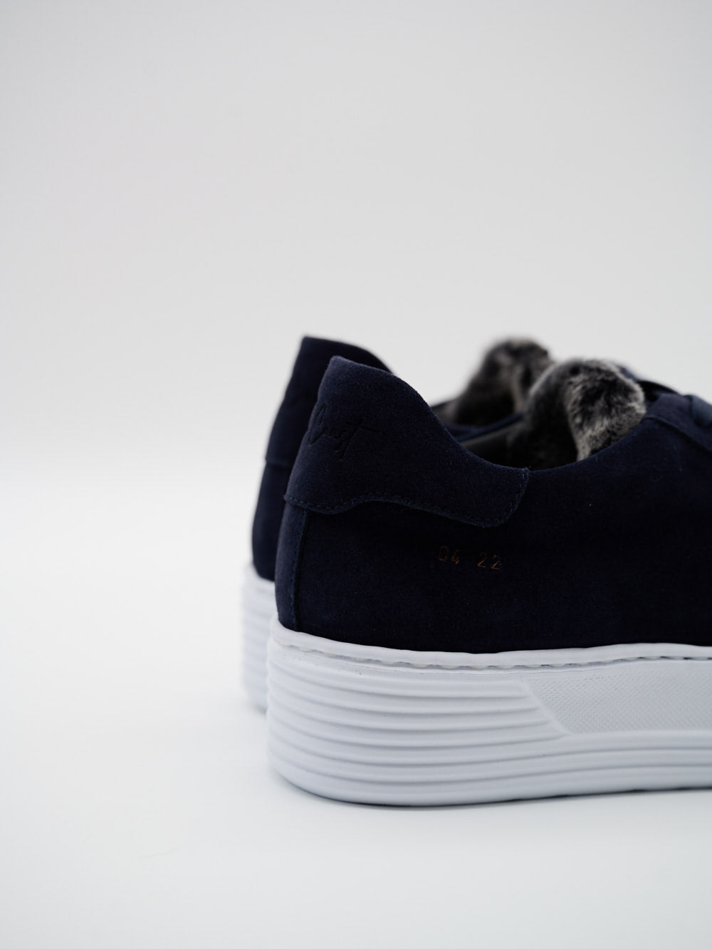 Karina limitierte Sneaker aus Cashmere Leder mit Lammfell gefüttert für Damen in Dunkelblau