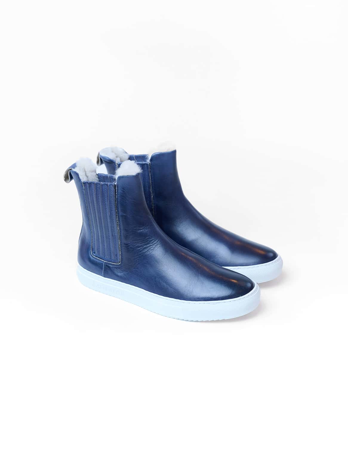 Leo Sneaker – Paaransicht mit lederüberzogenem Gummiband