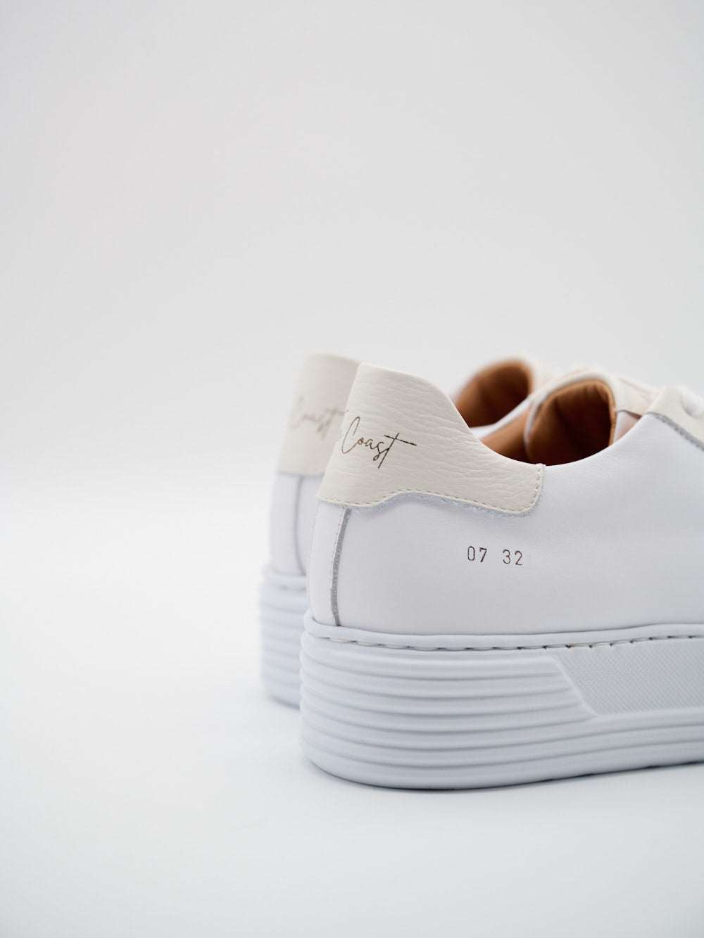 Weißer Sneaker Damen Rückansicht New Diana limitiert