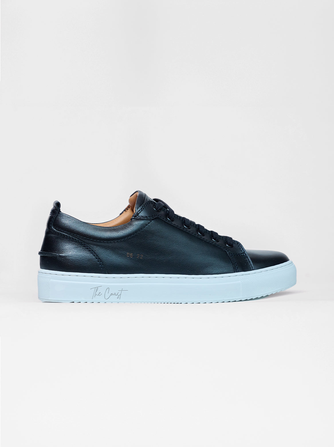 Maxi Sneaker Schwarz – Seitenansicht links