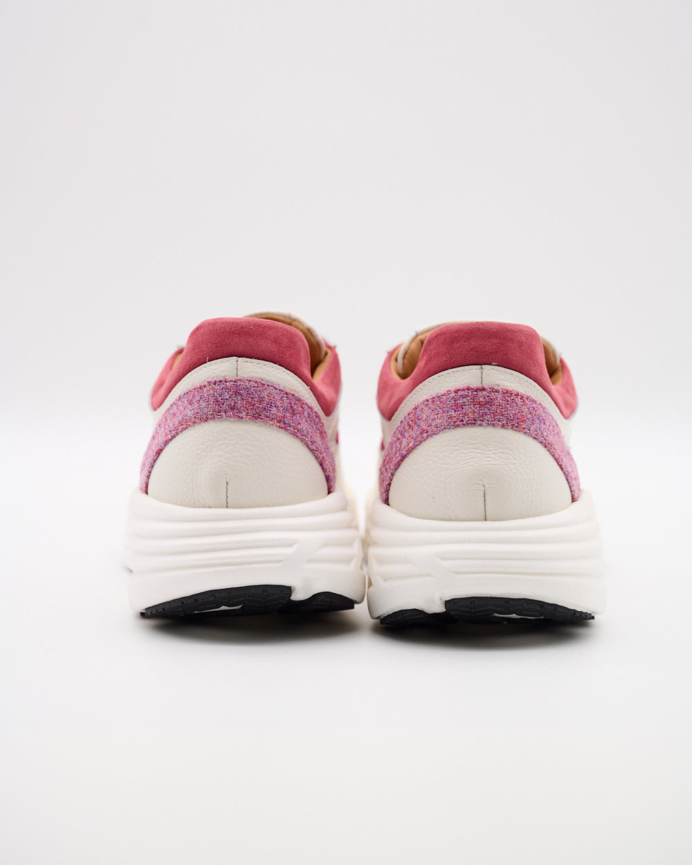 Sophia Runners limitierte Sneaker in einer Tweed Edition für Damen in Weiss & Rosé