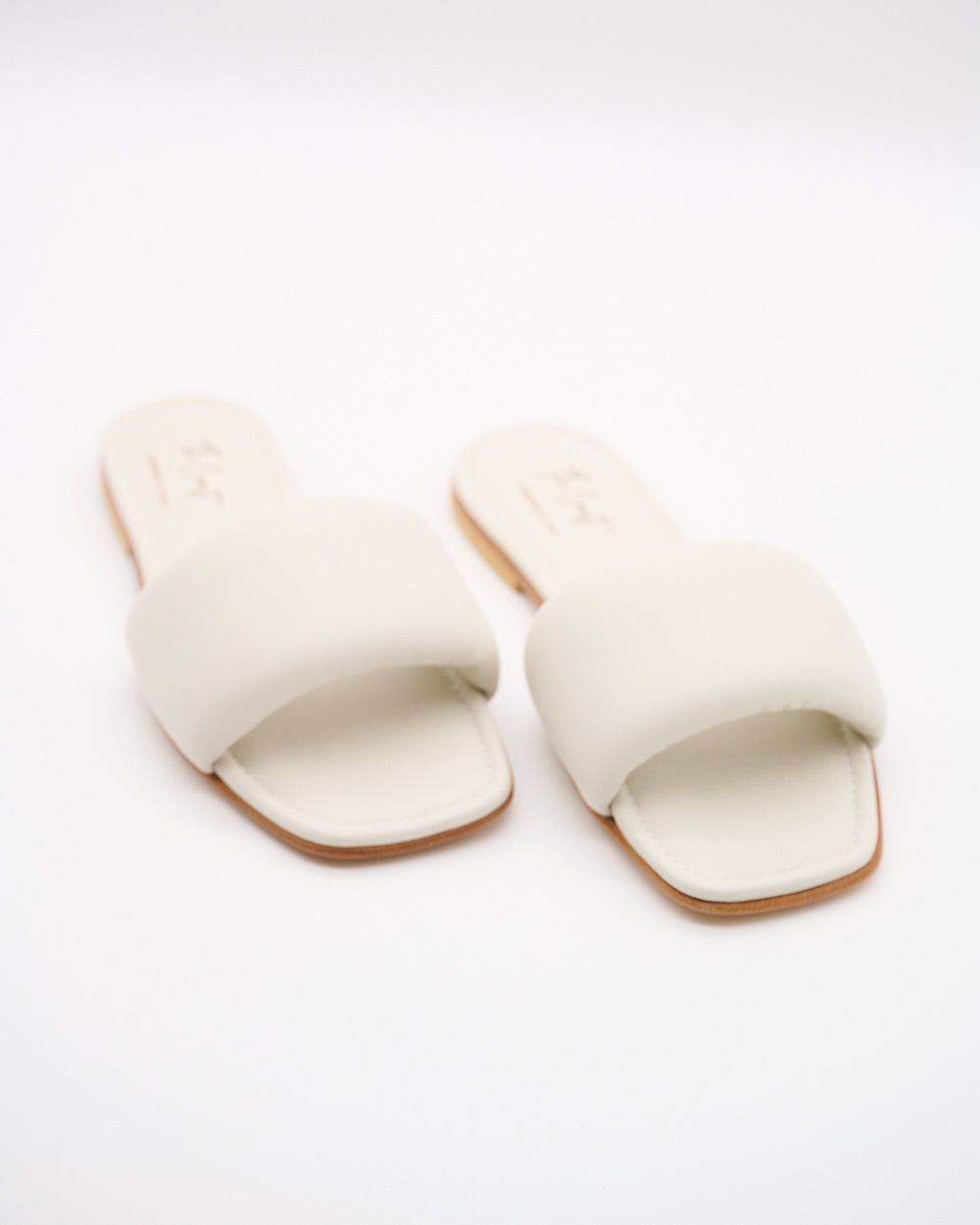 Adriana Leder Slipper für Damen in Creme