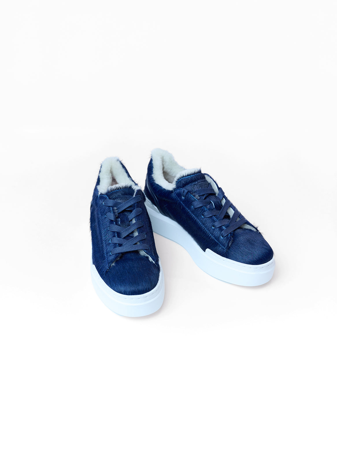 Emilie Cavallino Sneaker Dunkelblau – Paaransicht von der Seite