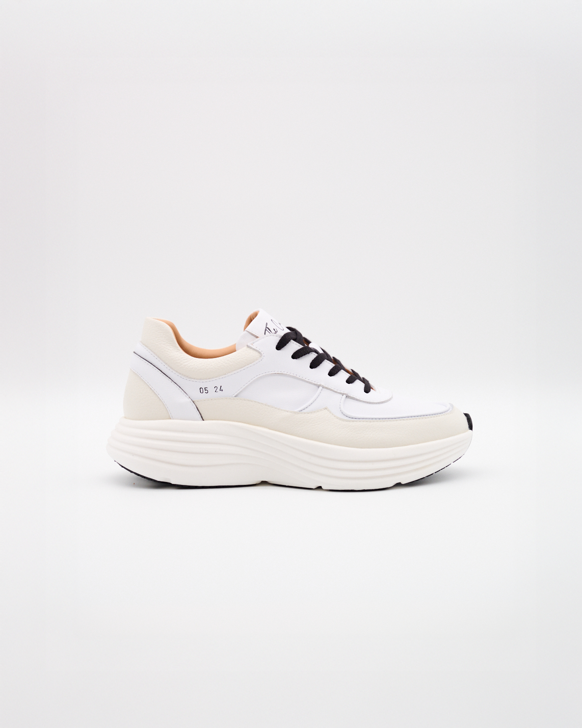 Sophia Runners limitierte Leder Sneaker für Damen in Weiss
